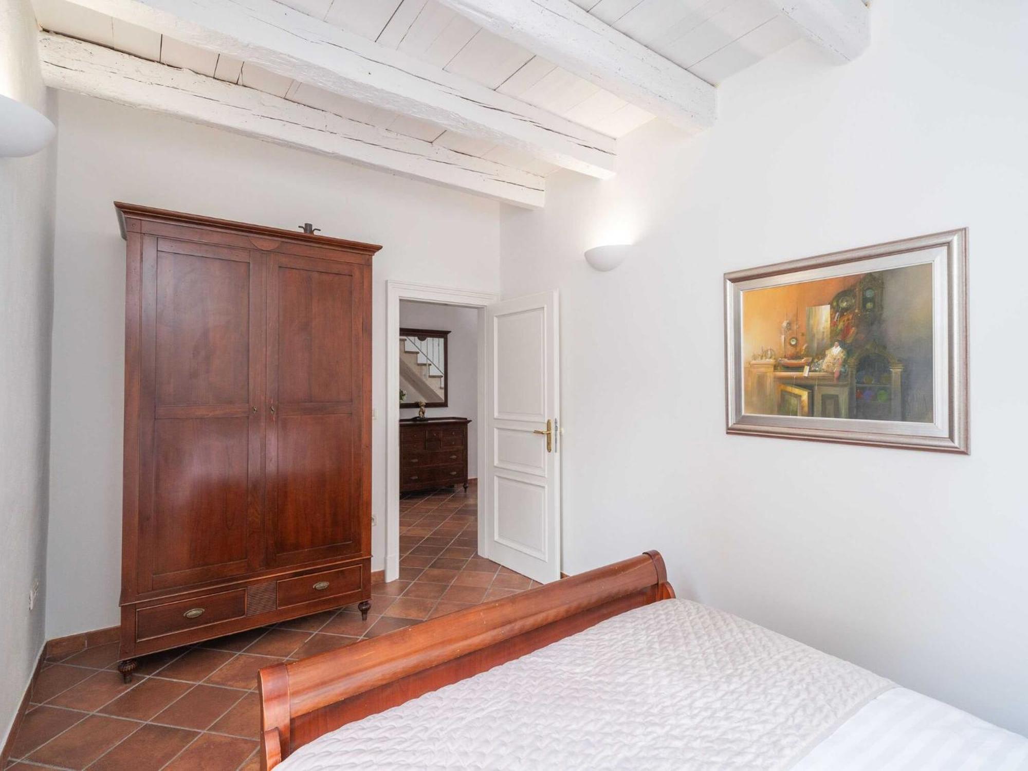 Apartment Secret - Two Bedroom With View *
