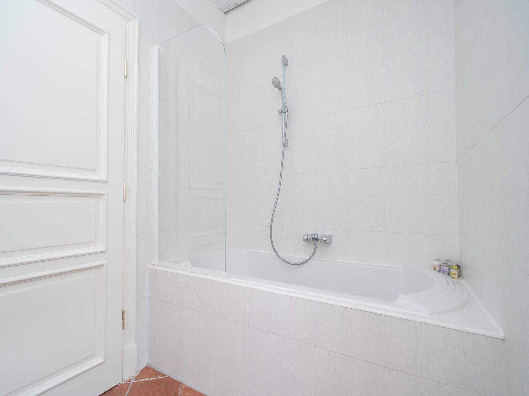 Secret - Two Bedroom With View