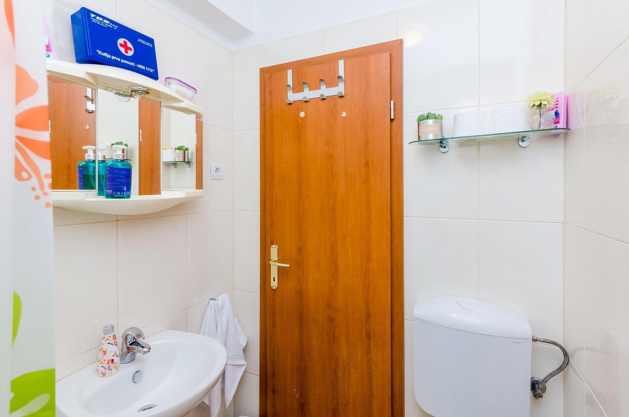 Captain Apartment
