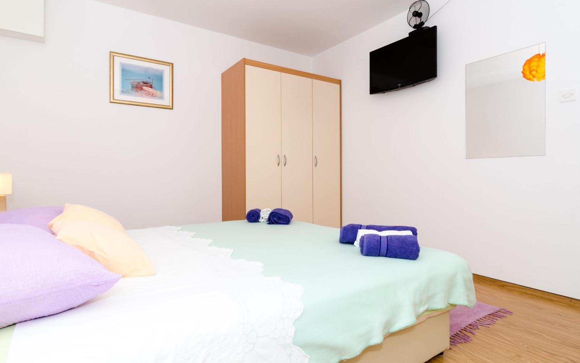 Dea Apartment *