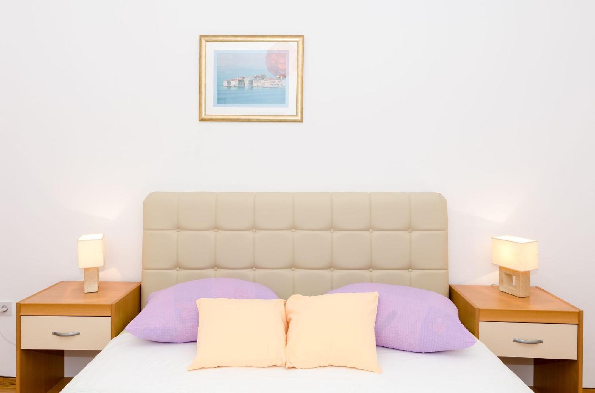 Dea Apartment *