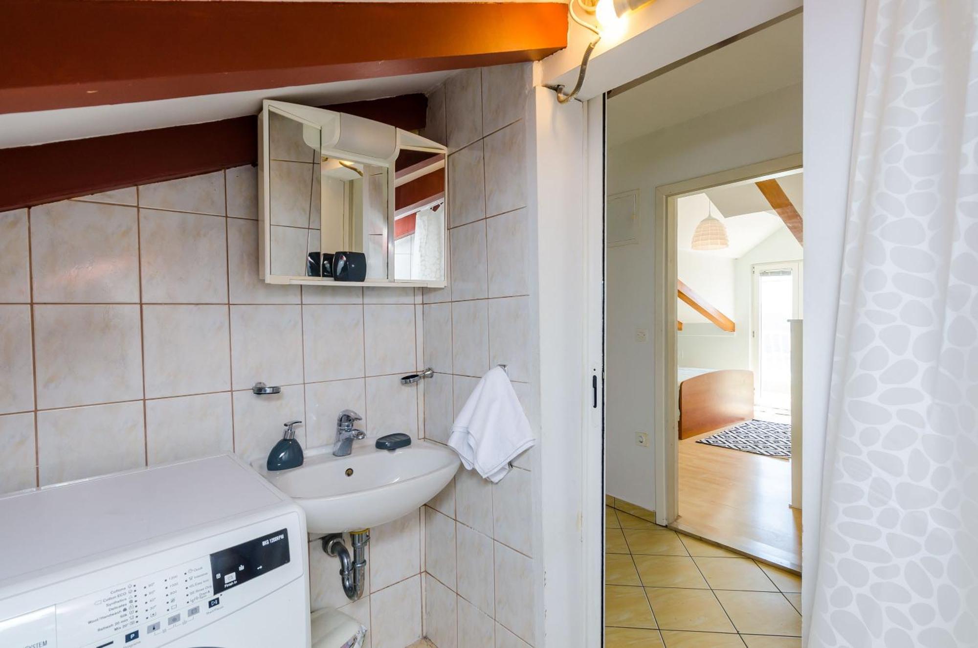 Lukas Apartment