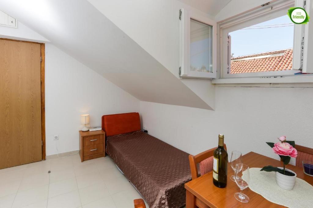 Lana Old Town Center Apartment