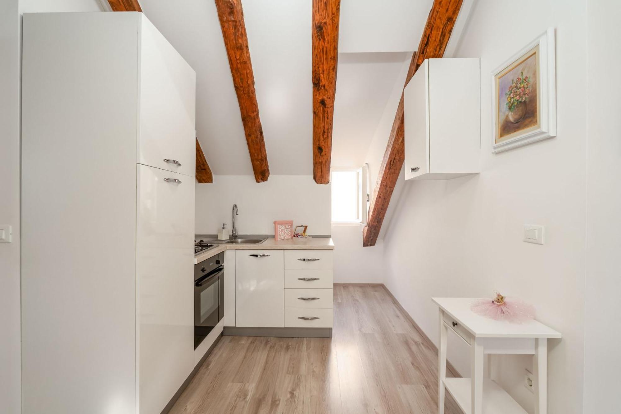 Apartment Zuzori *