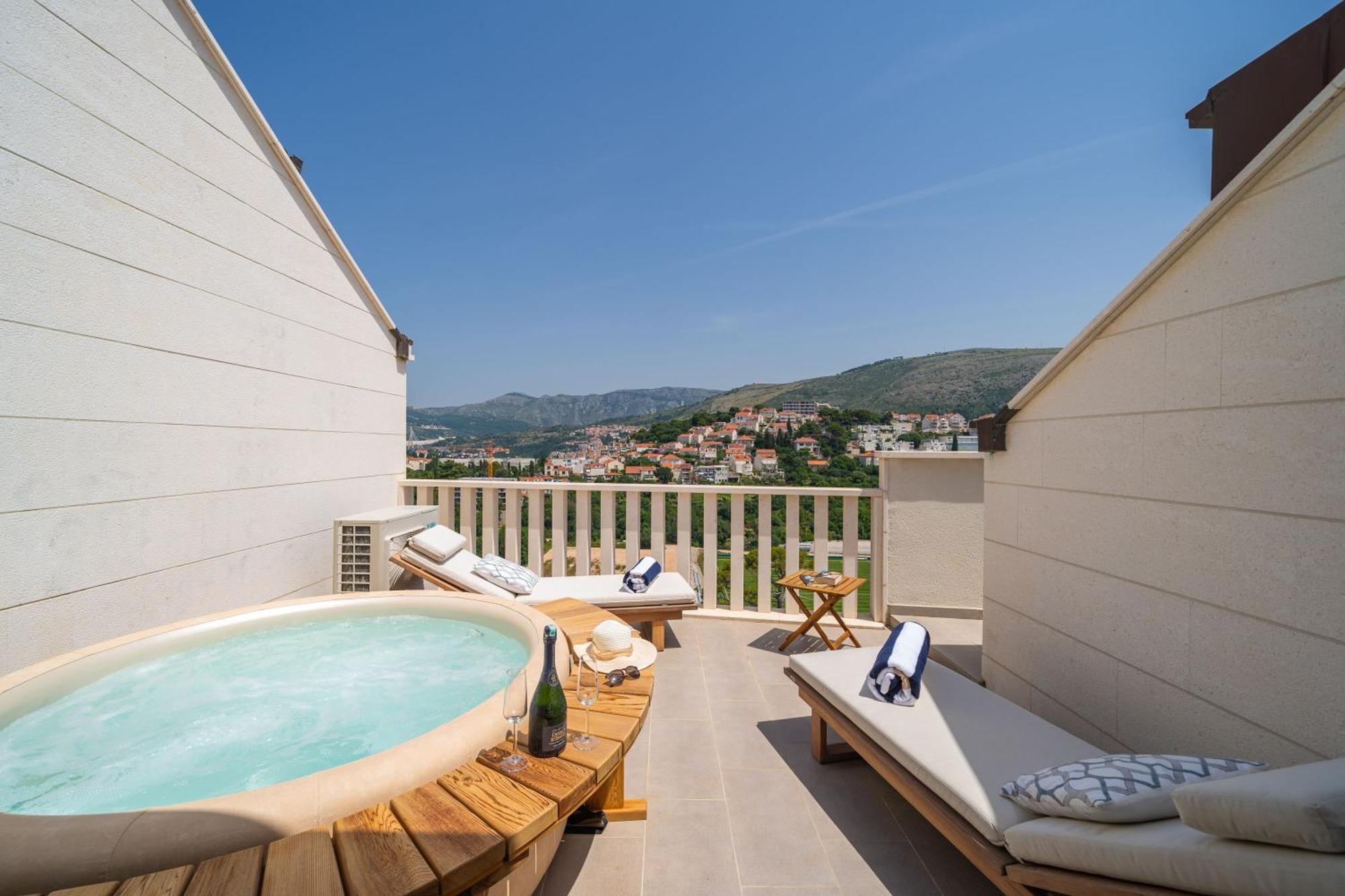 Apartment Marlo With Views On The Adriatic! *