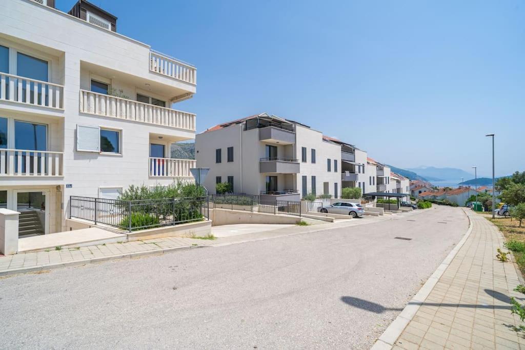 Apartment Marlo With Views On The Adriatic! *