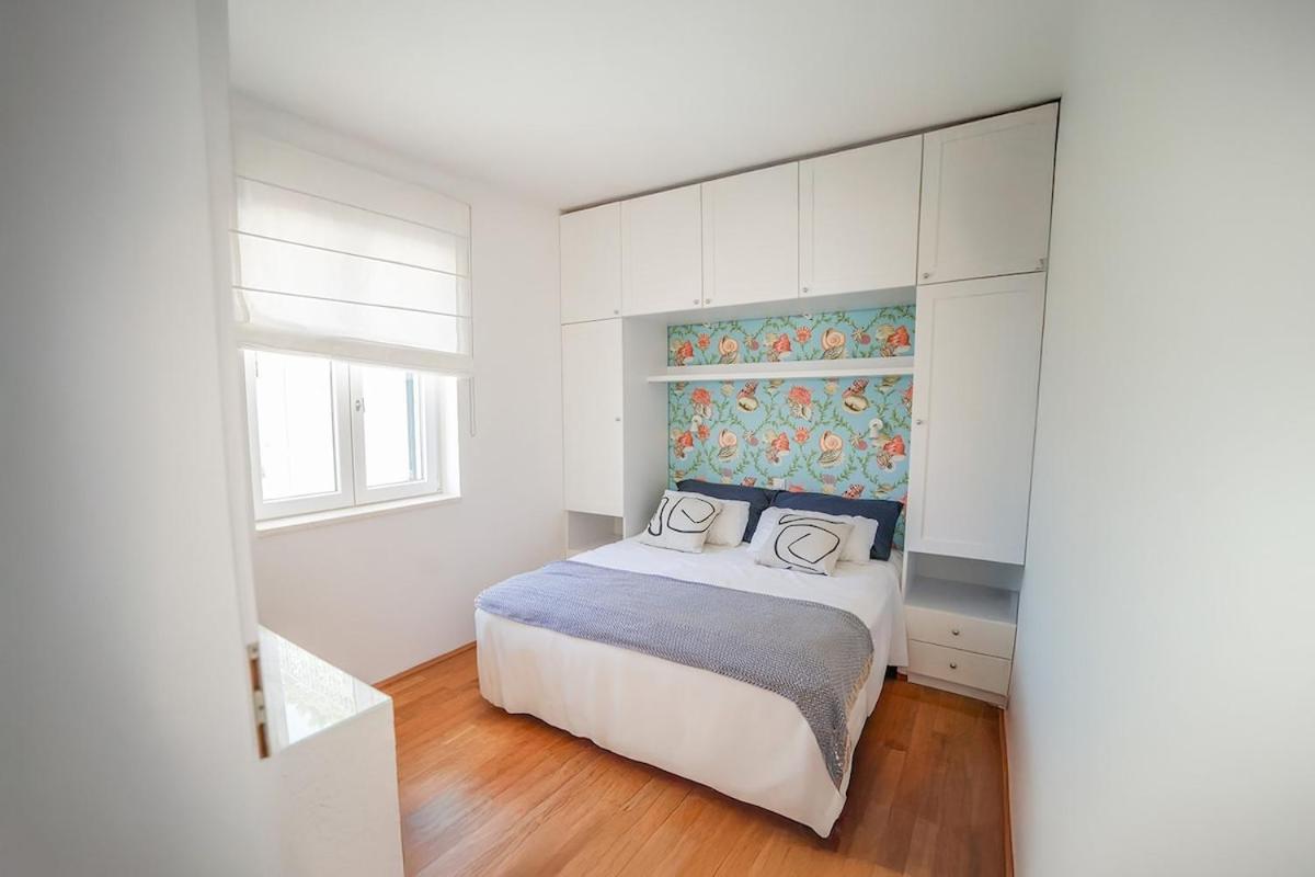 Apartment Vekarini Two-bedroom With A View *