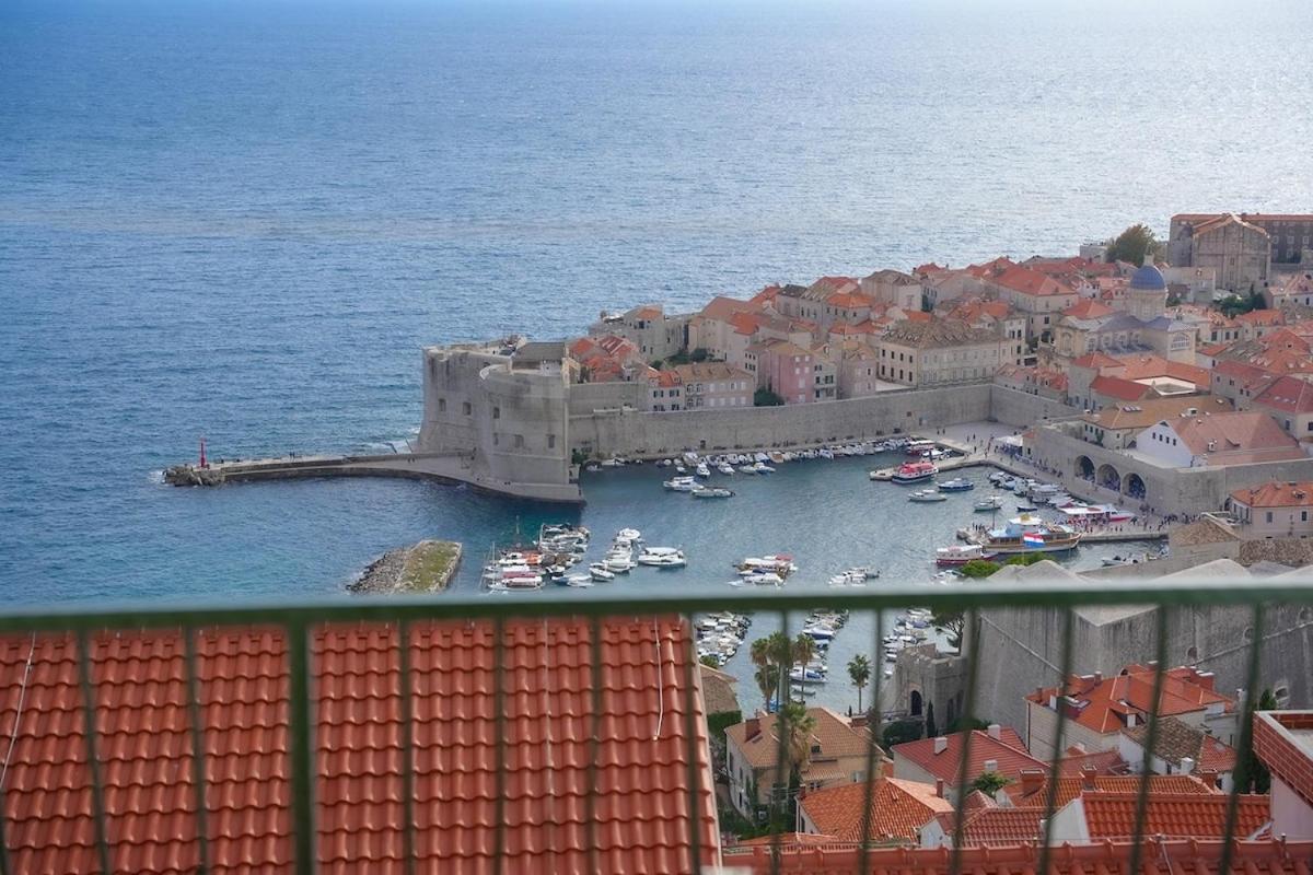 Apartment Vekarini Two-bedroom With A View *