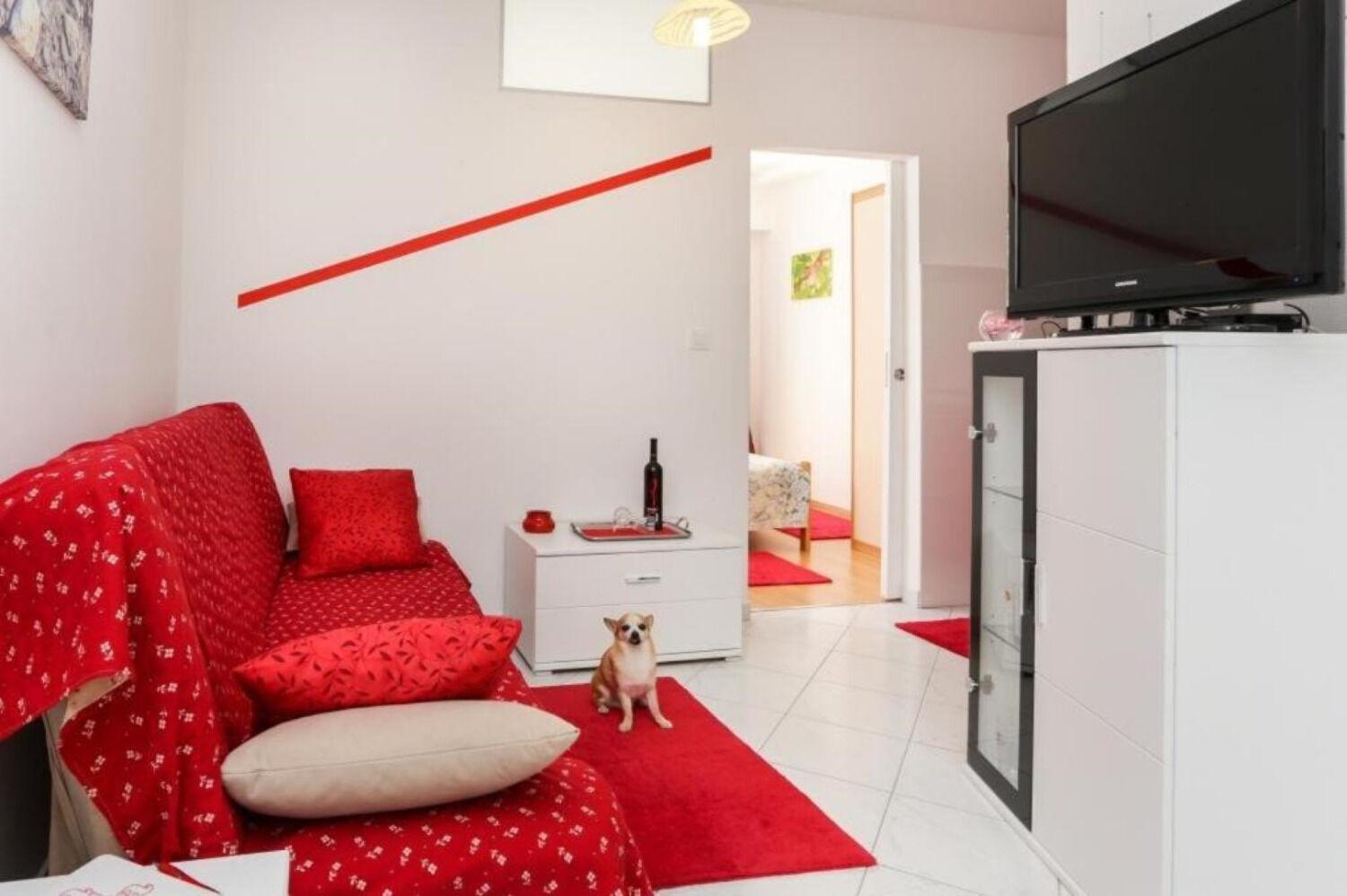 Mira - Comfy With Garden Apartment *