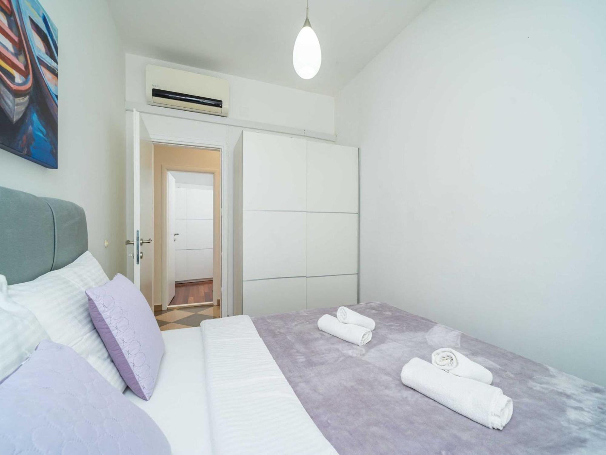 Isabora - Comfort Three-bedroom With Balcony And Sea View Second Floor Dubrovnik
