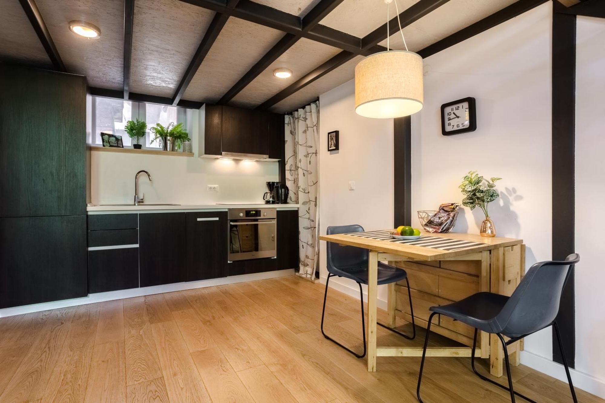 Sweet Little Space Apartment *
