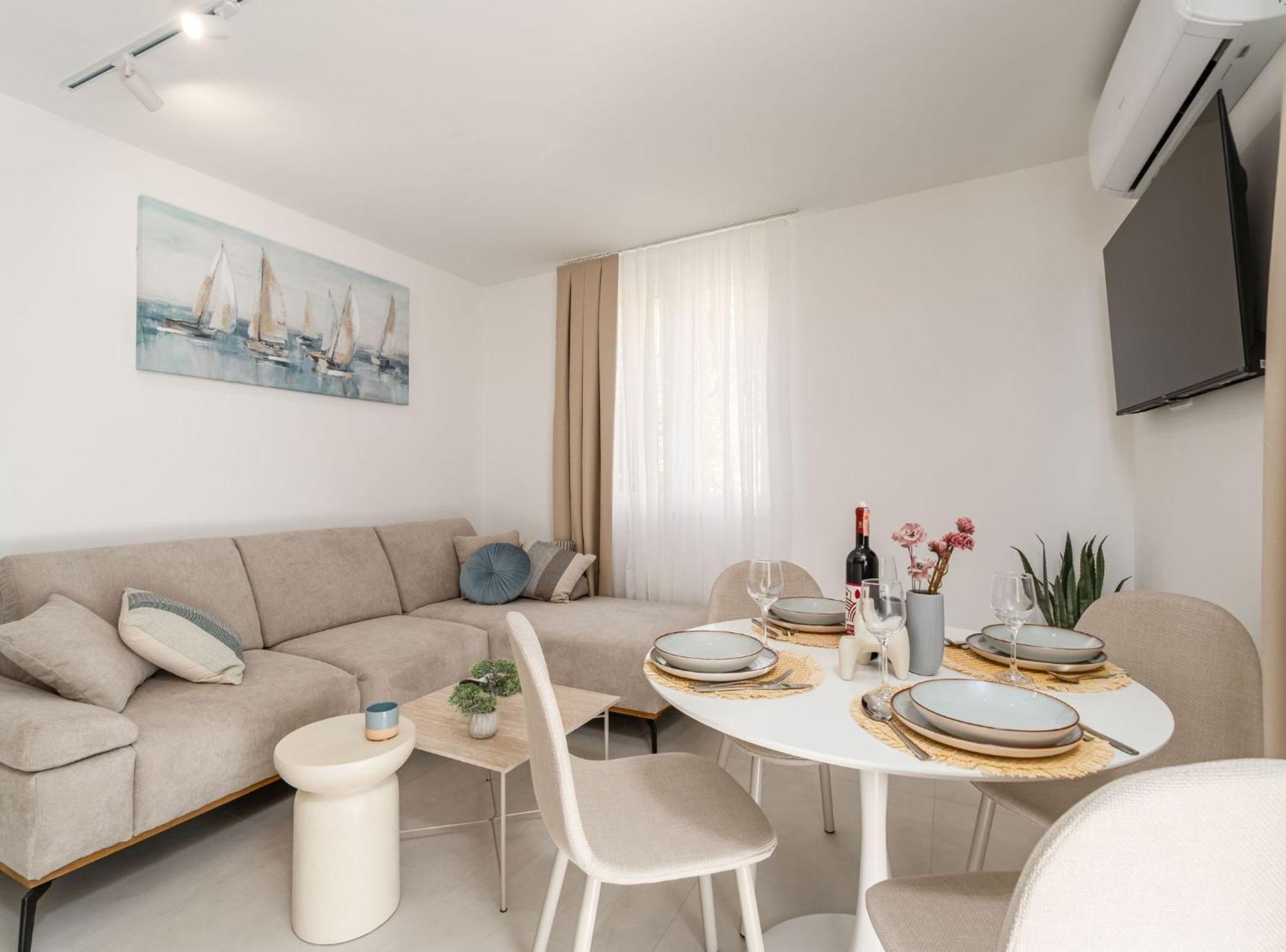 Apartment Modern Escape