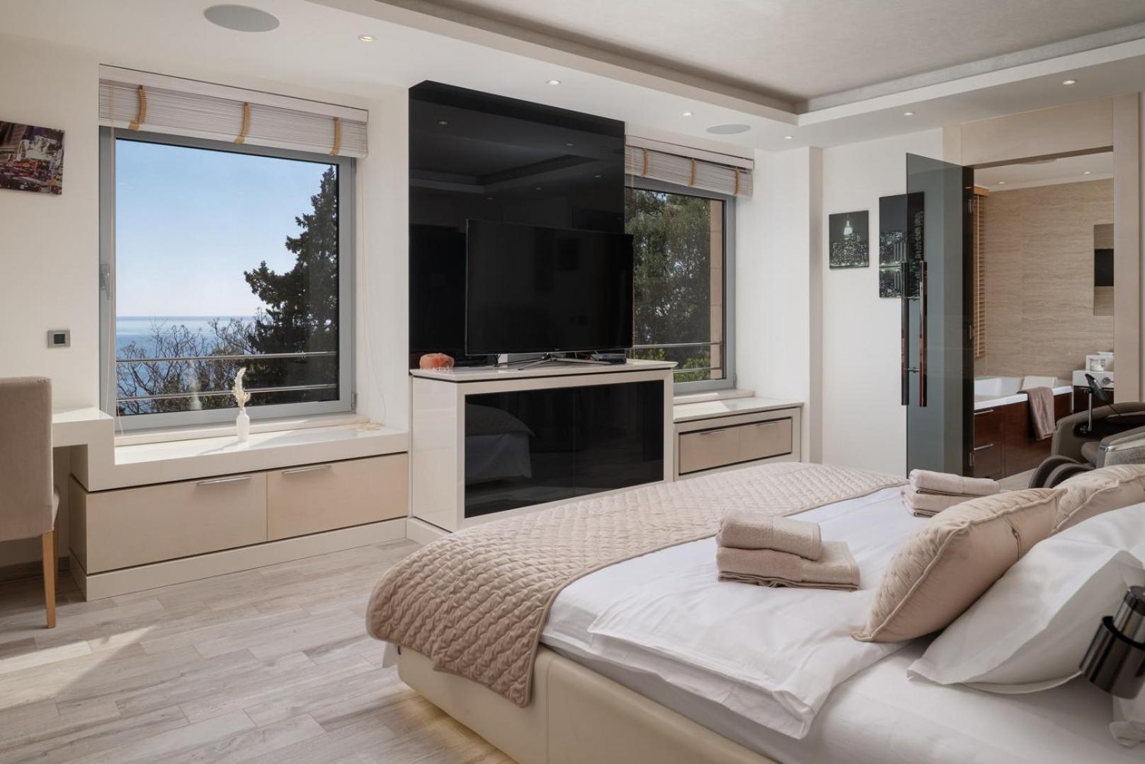 Villa New! Adele Pool Sauna Jacuzzi Sea View *