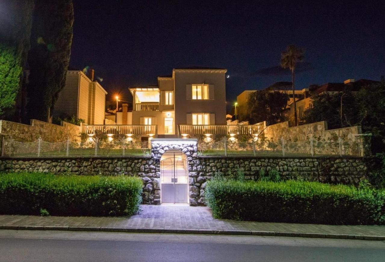 New! In Villa Dubrovnik