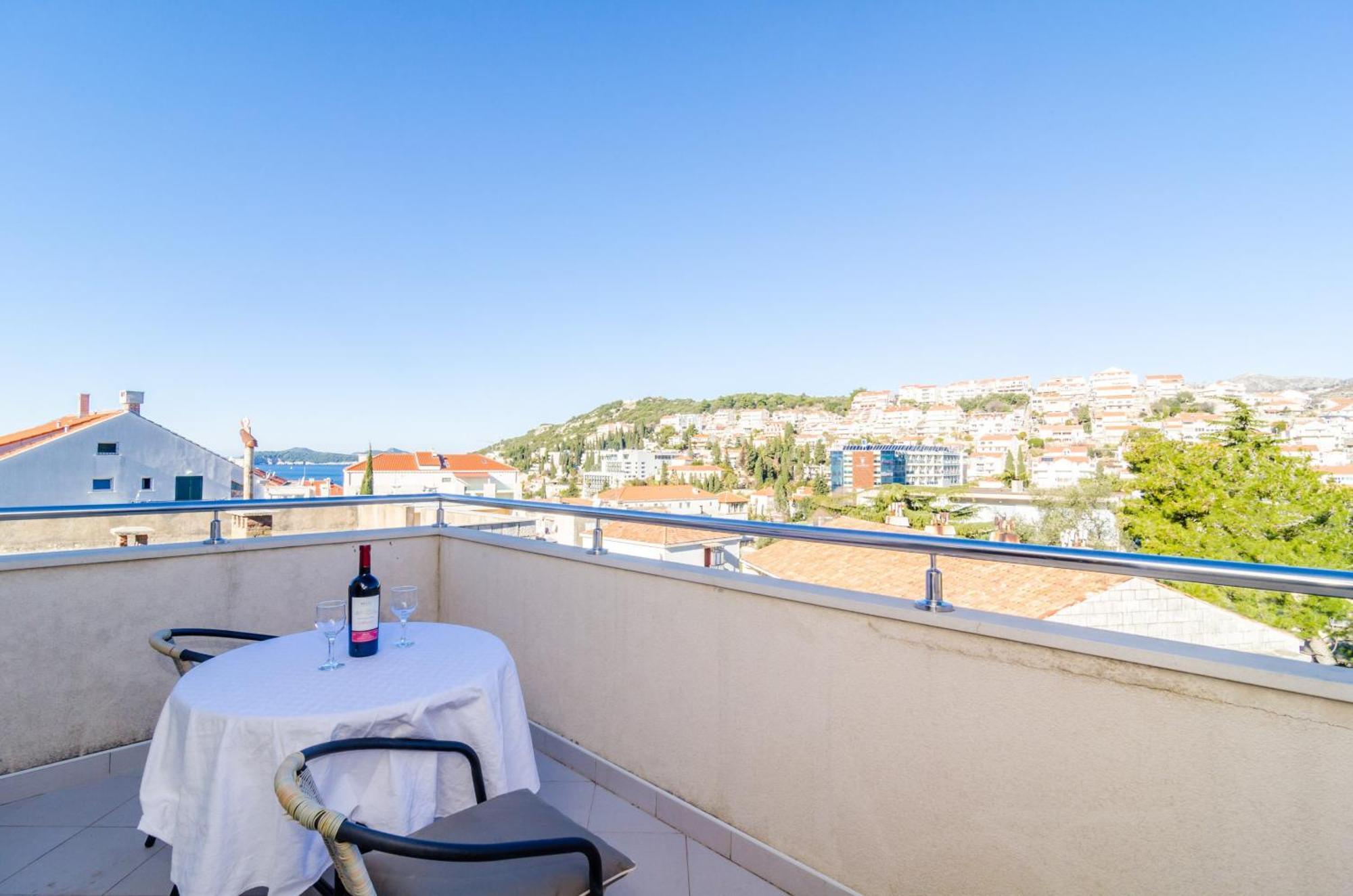 Apartment Sea View Chic: