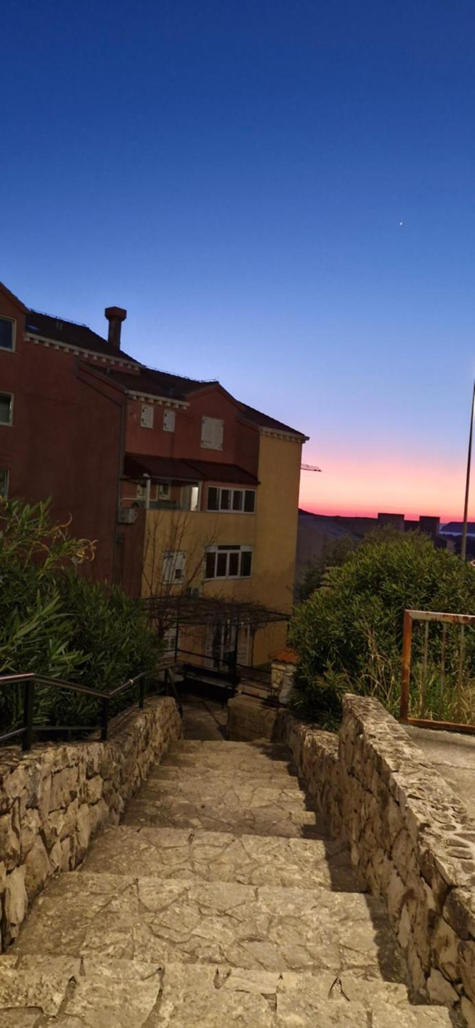 Apartment Lumari *