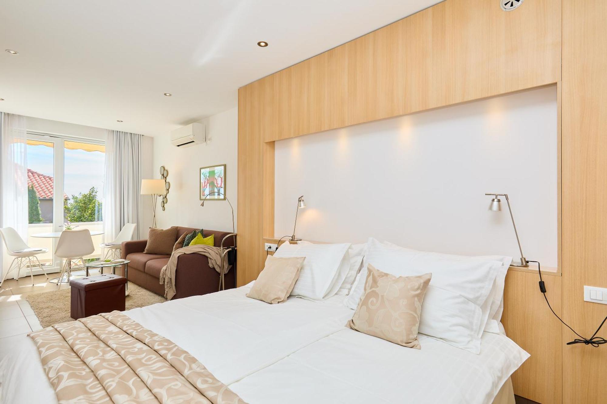 New & Stylish With A Lush Private Garden Dubrovnik