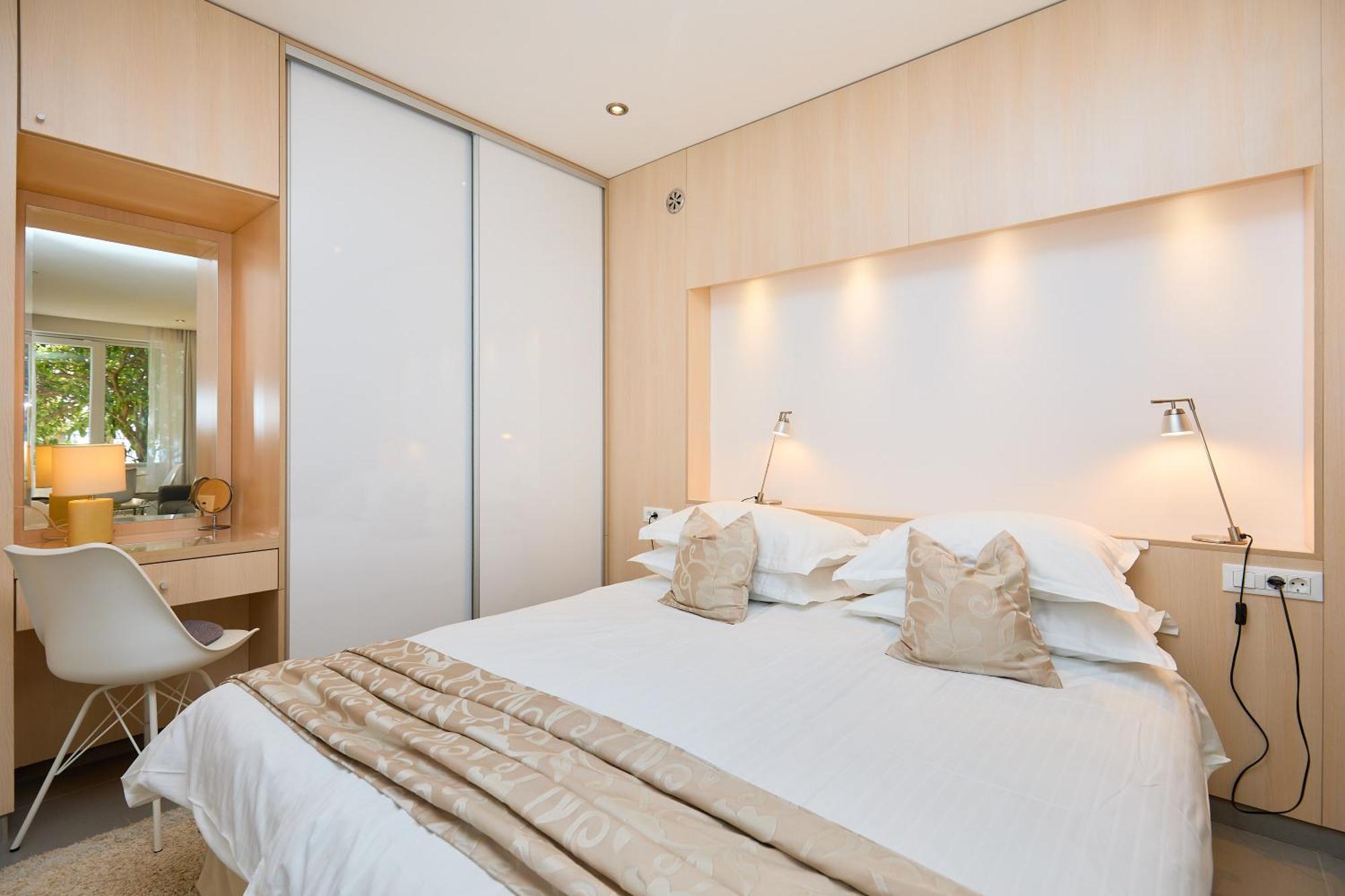 Apartment New & Stylish With A Lush Private Garden