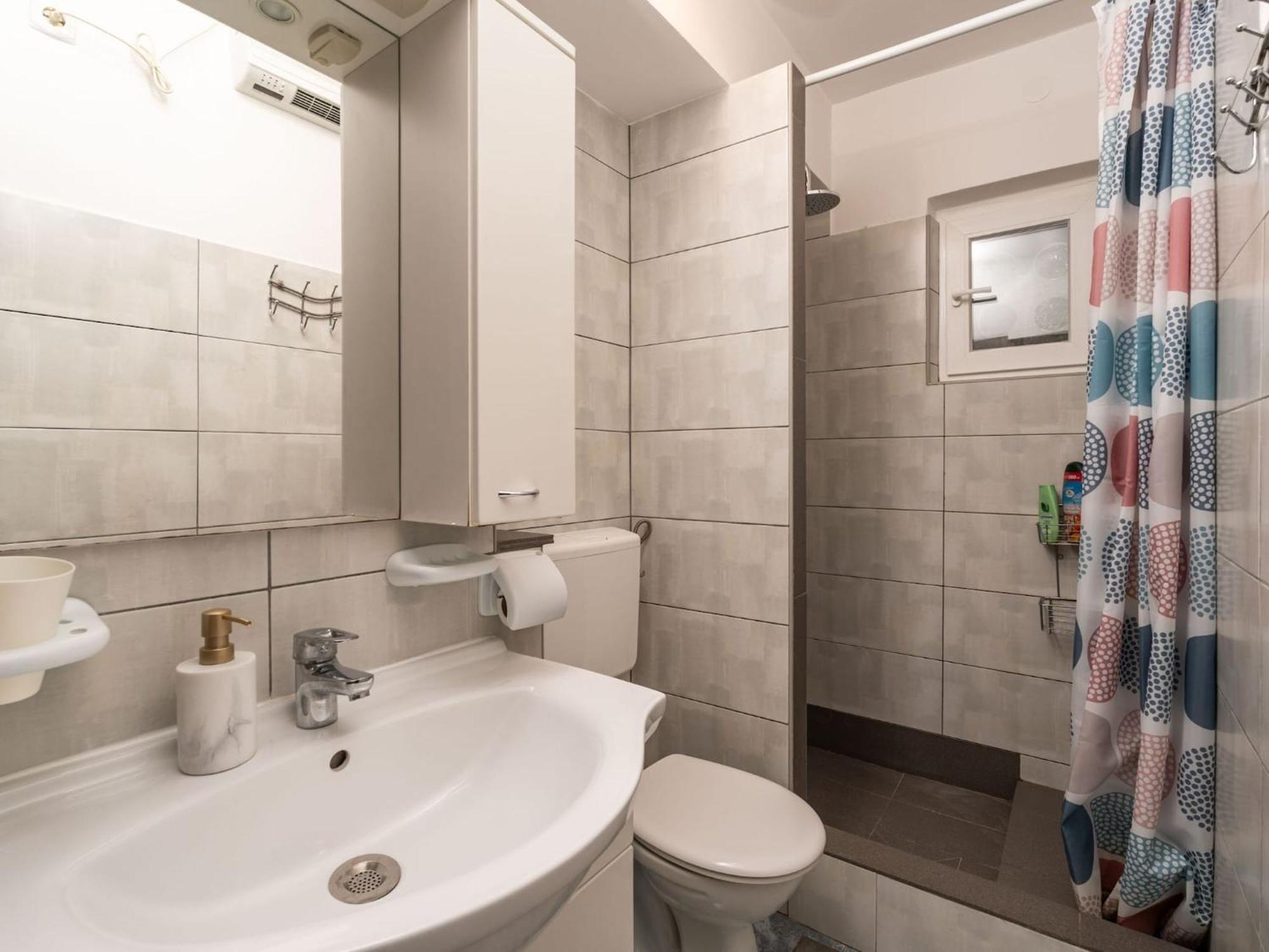 Lolo - Two Bedroom With Loggia And Street View Apartment Dubrovnik