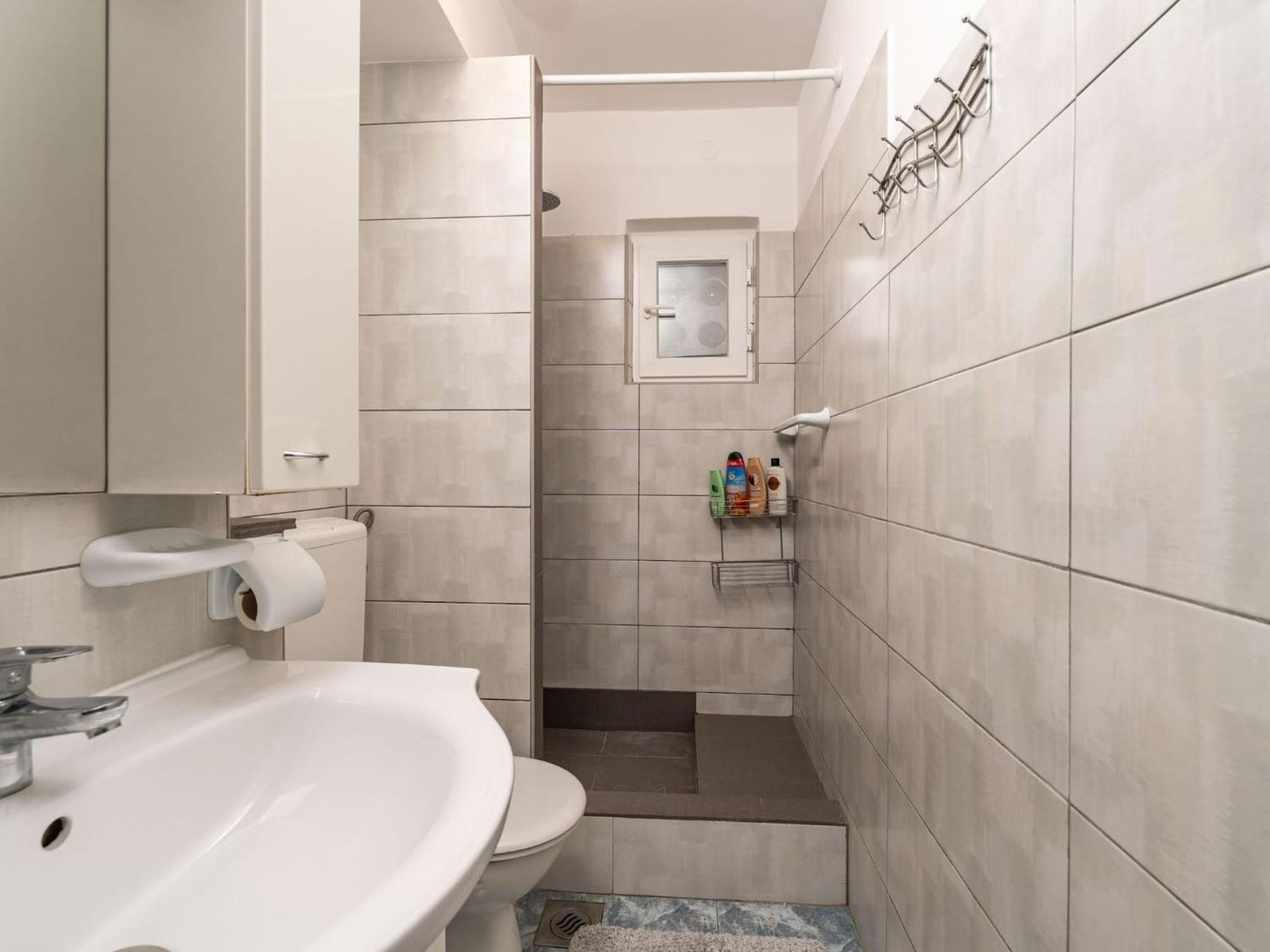 Apartment Lolo - Two Bedroom With Loggia And Street View Dubrovnik