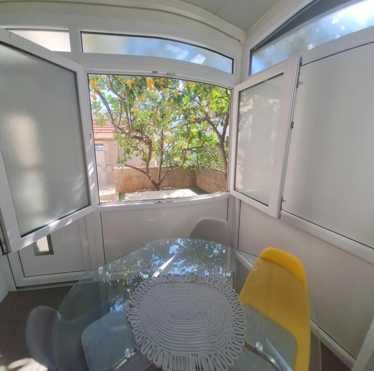 Lemon Garden Apartment *