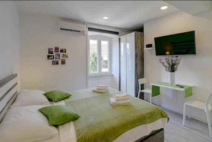 Stone Casa *