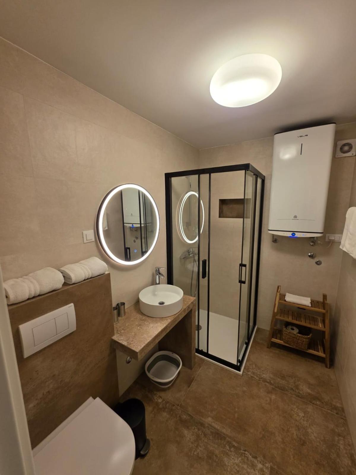 Ante Apartment
