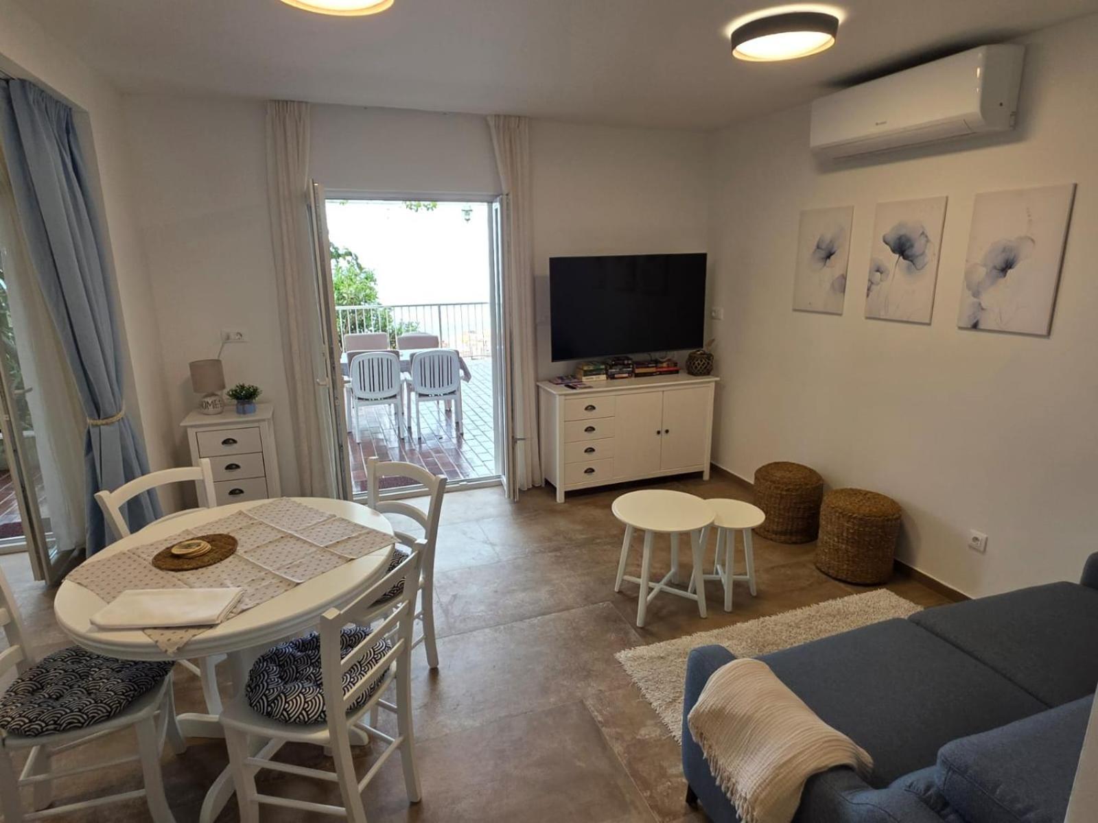 Ante Apartment