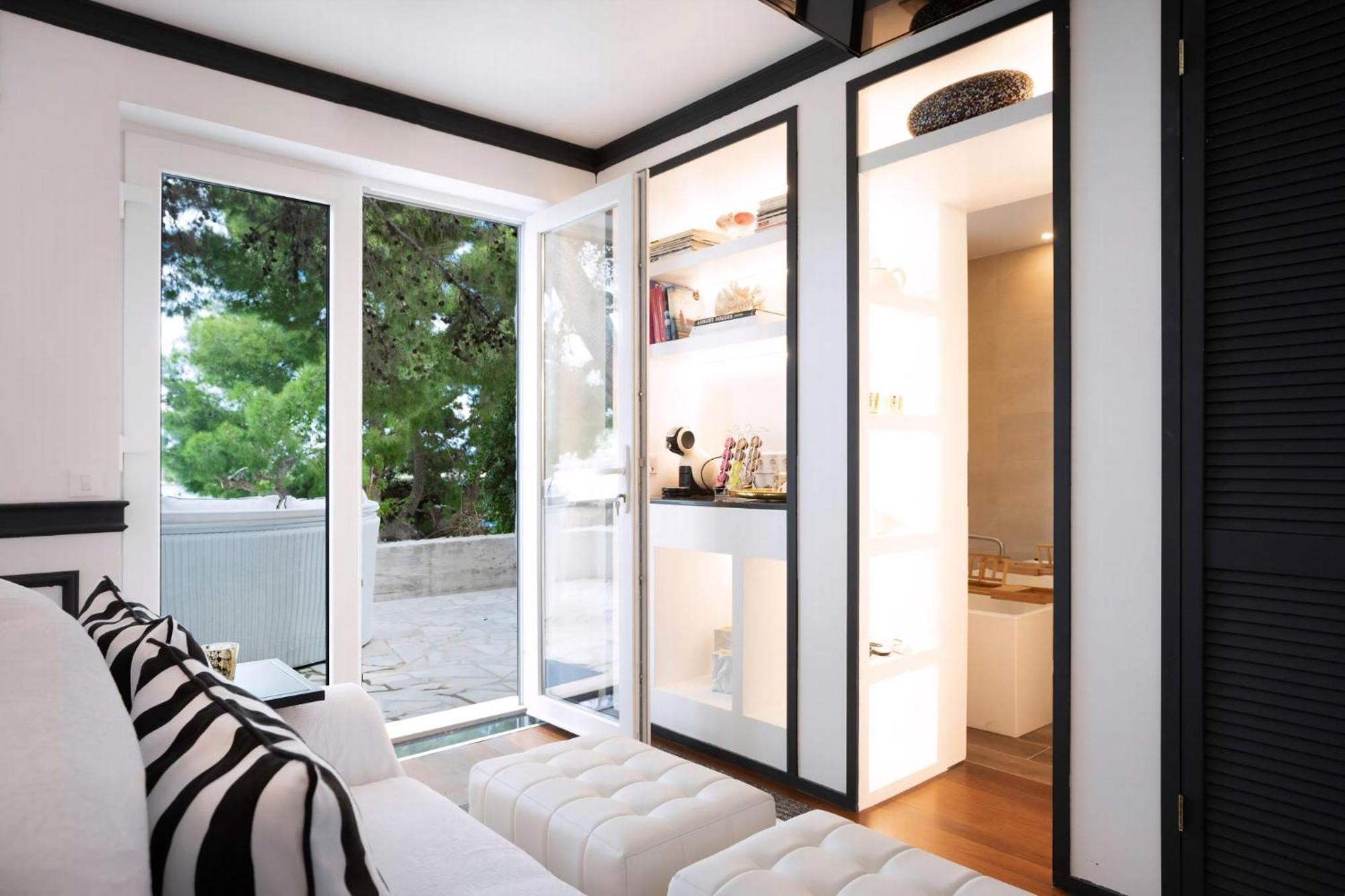 Elegant Lozica 4 Bedrooms Palazio Seafront Beautiful Infinity Pool * Dubrovnik
