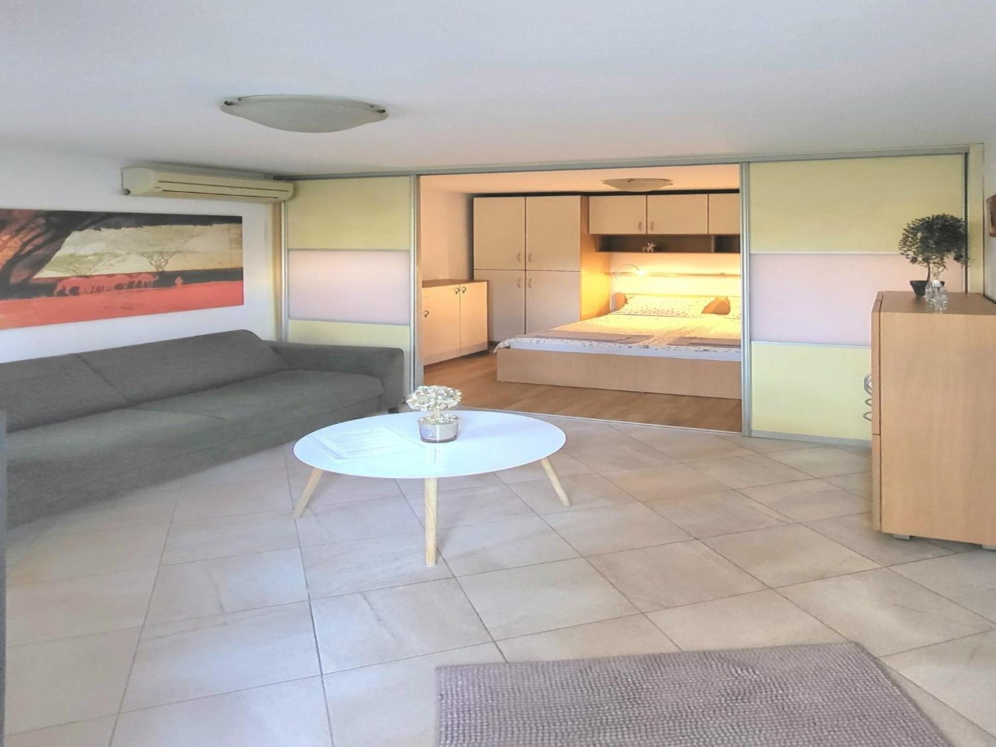 Apartment Terrace I