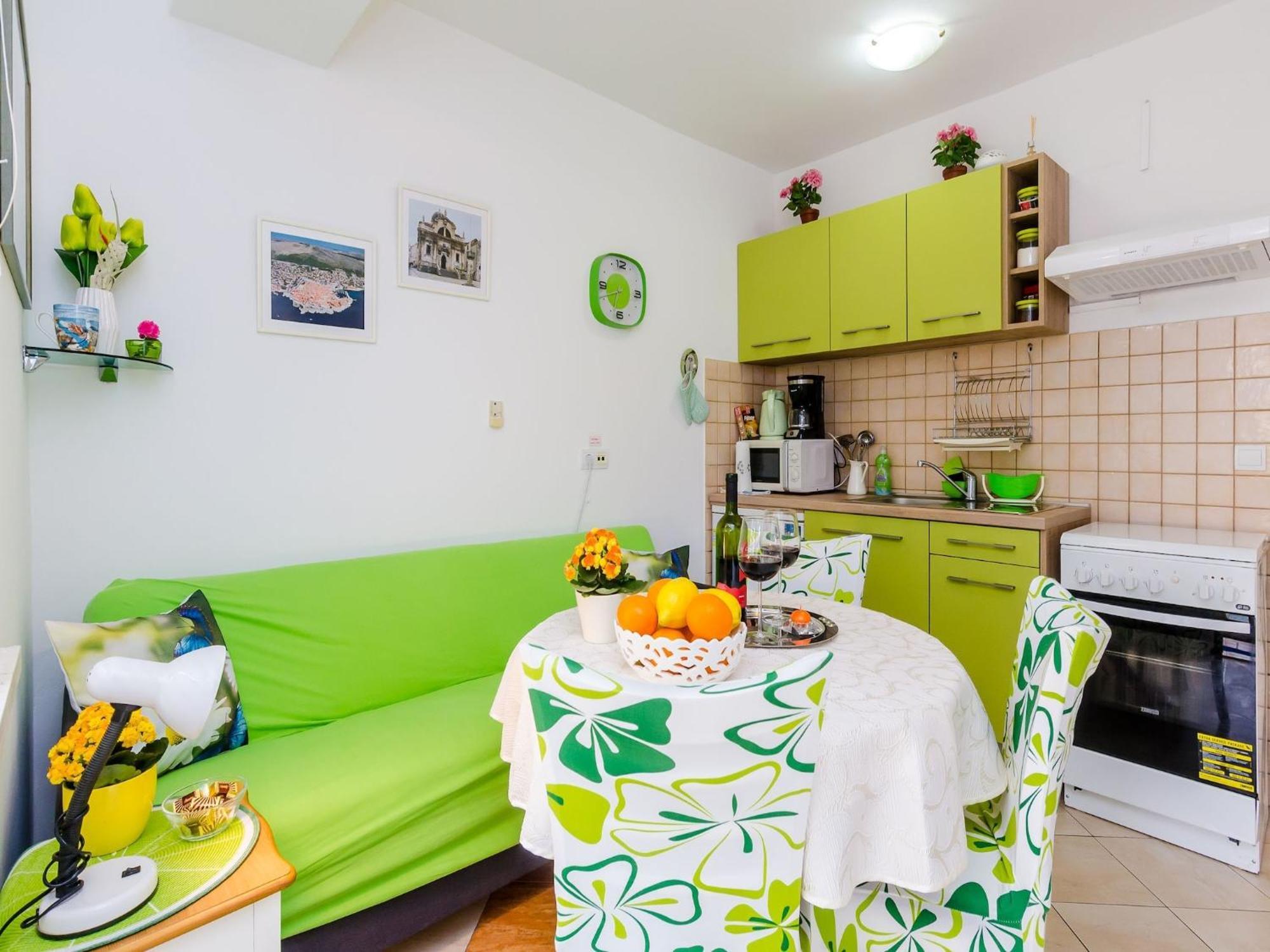 Apartment Captain - One Bedroom With Terrace 3 Adults *