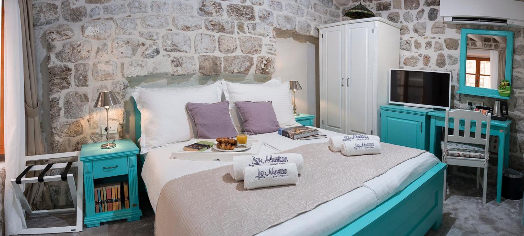 Apartment Auroom Superior & Terrace- Old Town *
