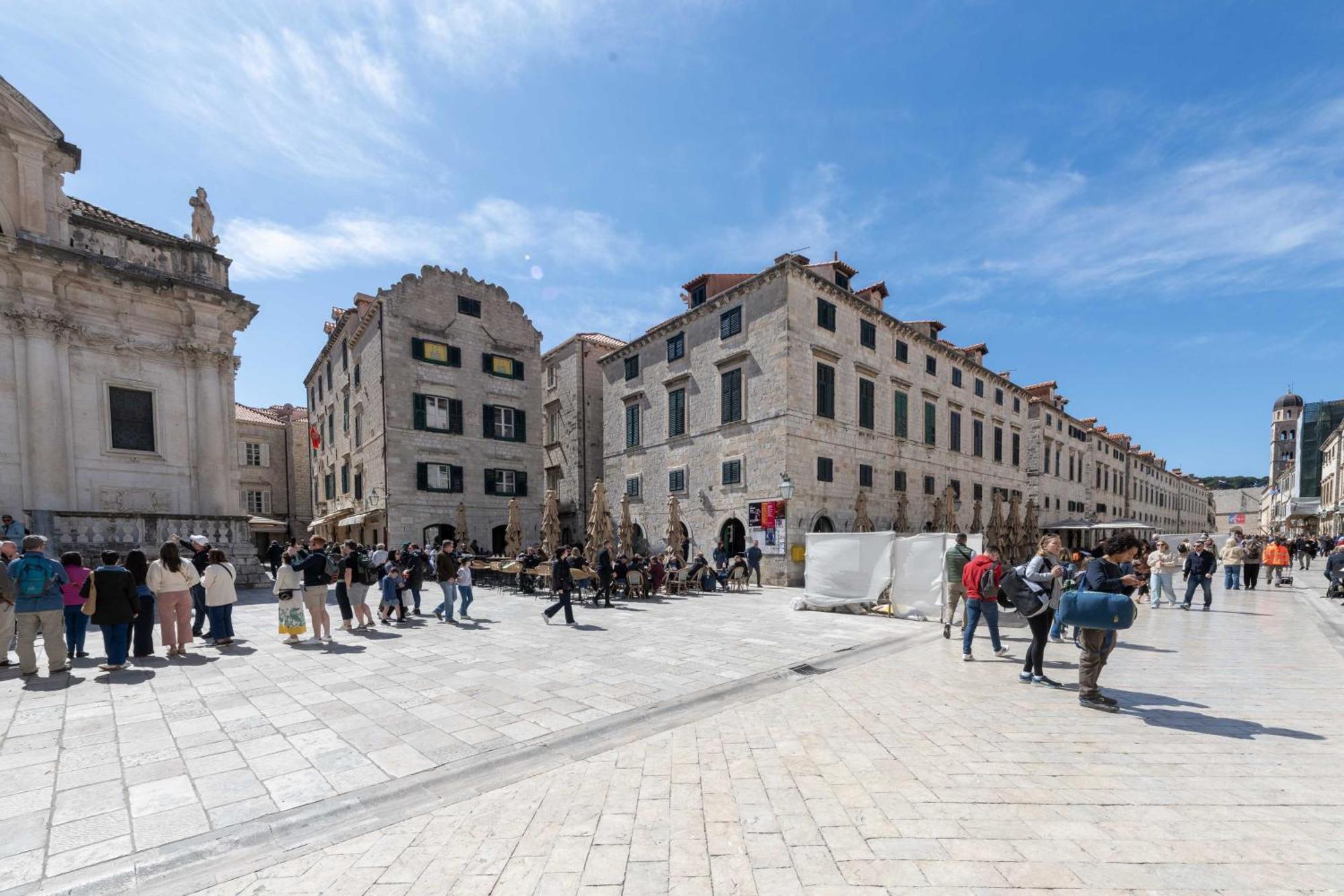 L & L Old Town Dubrovnik