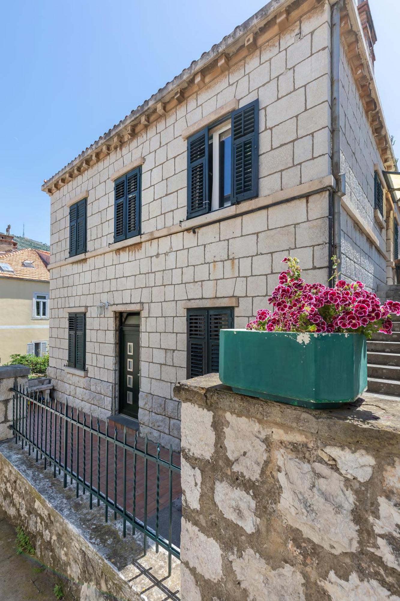 Zeus Faber Apartment-luksuzna Oaza U Centru Grada Apartment