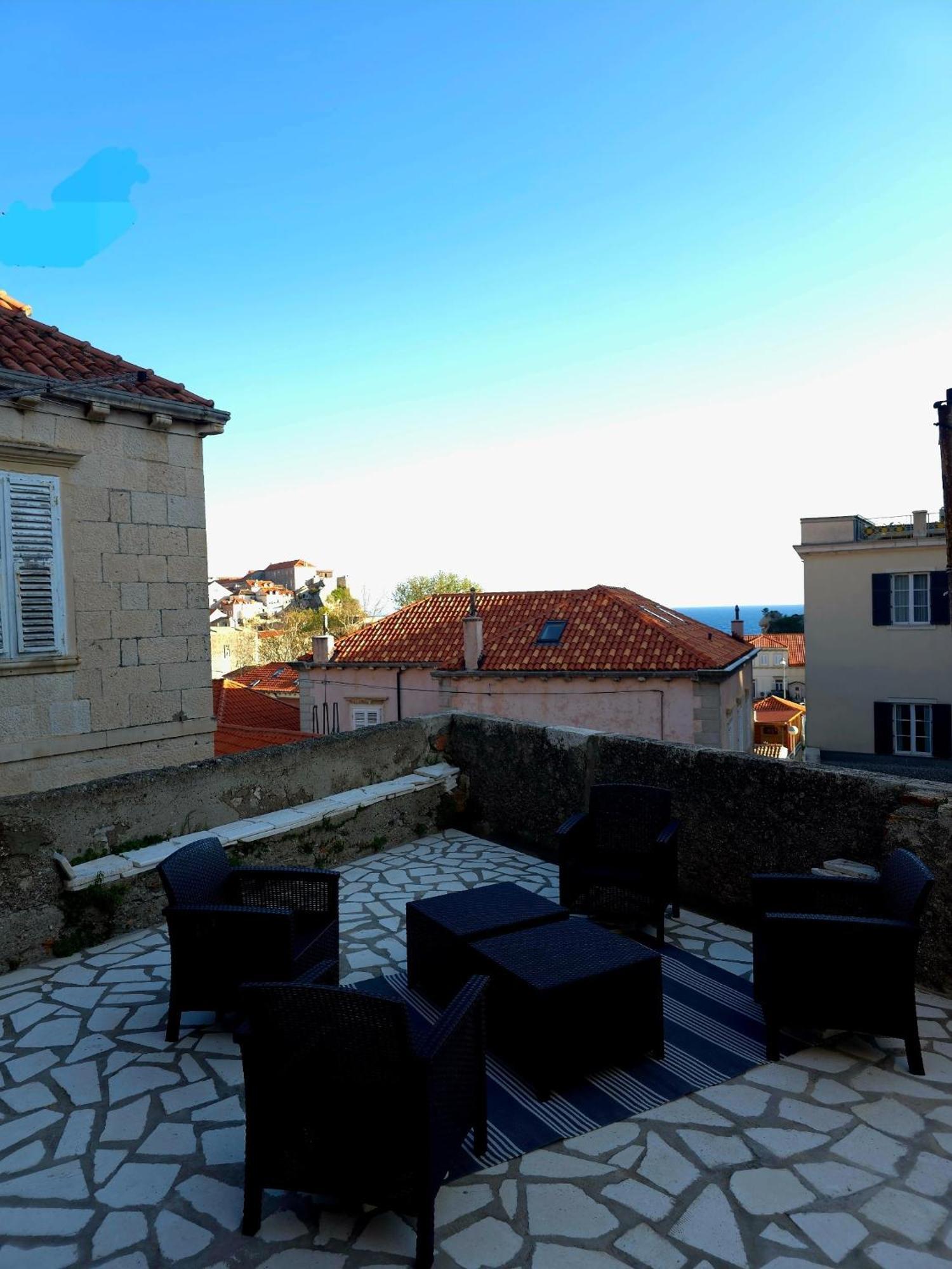 Cozy With Sea And Old Town View * Dubrovnik