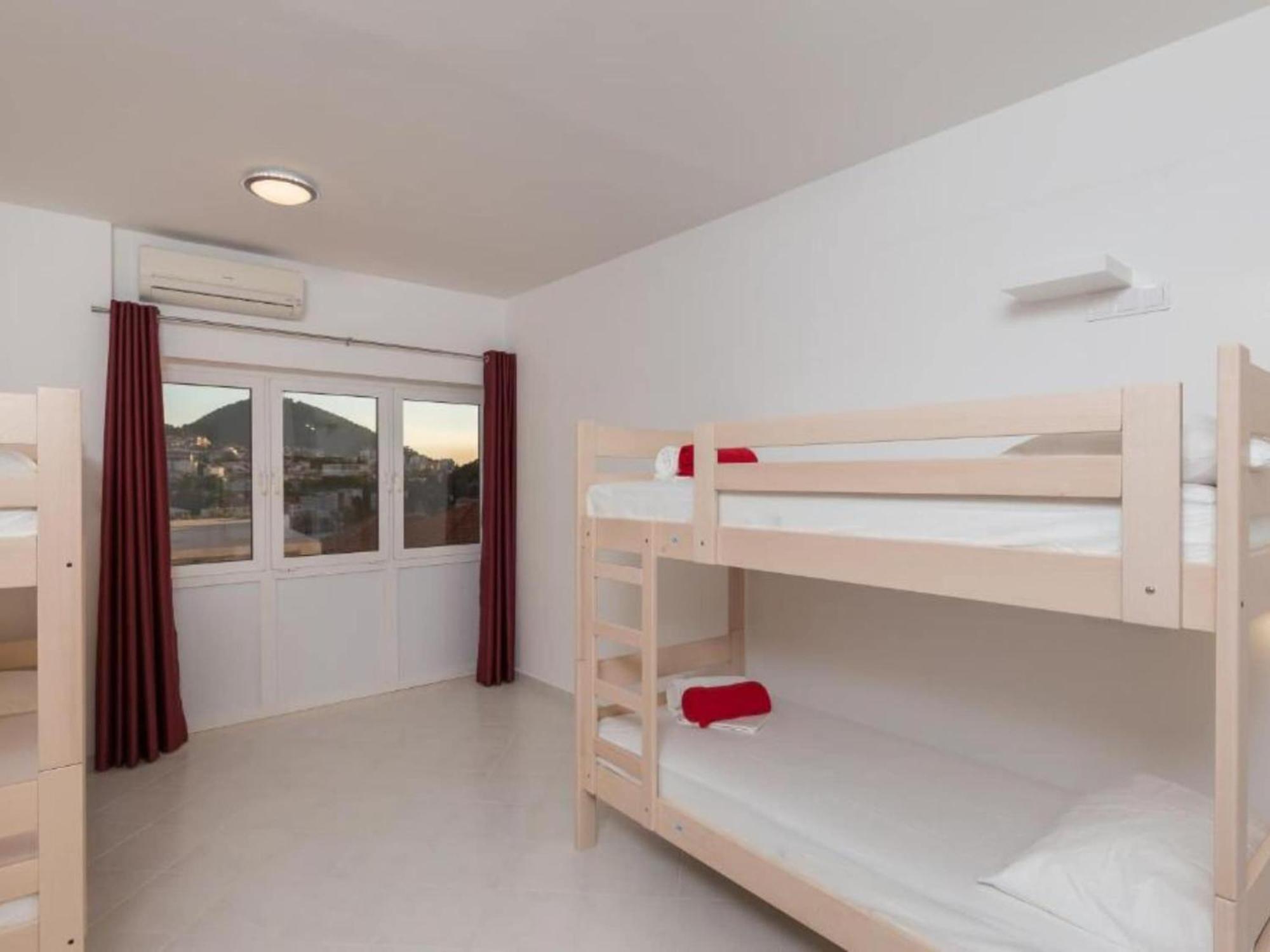 Free Bird - Bed In Four Bed Mixed 2 Holiday home Dubrovnik