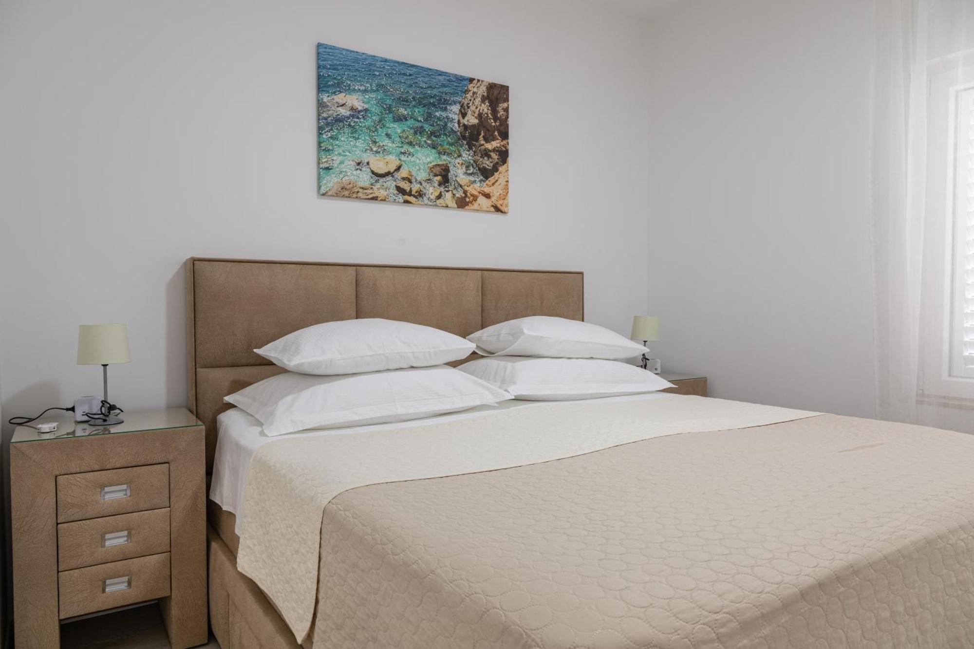 Pavlovic Apartment
