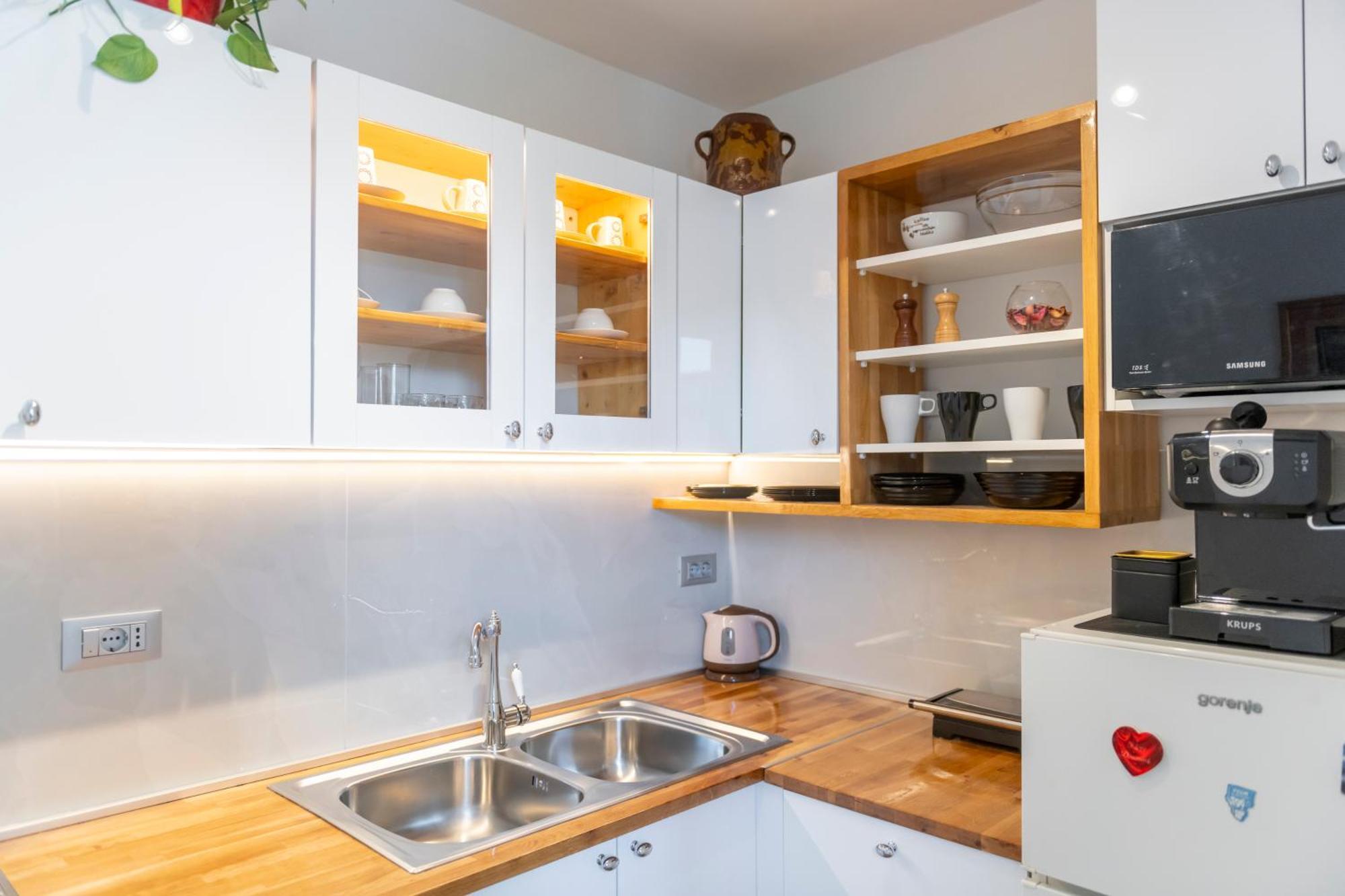 One , Sea View , Free Parking Apartment Dubrovnik