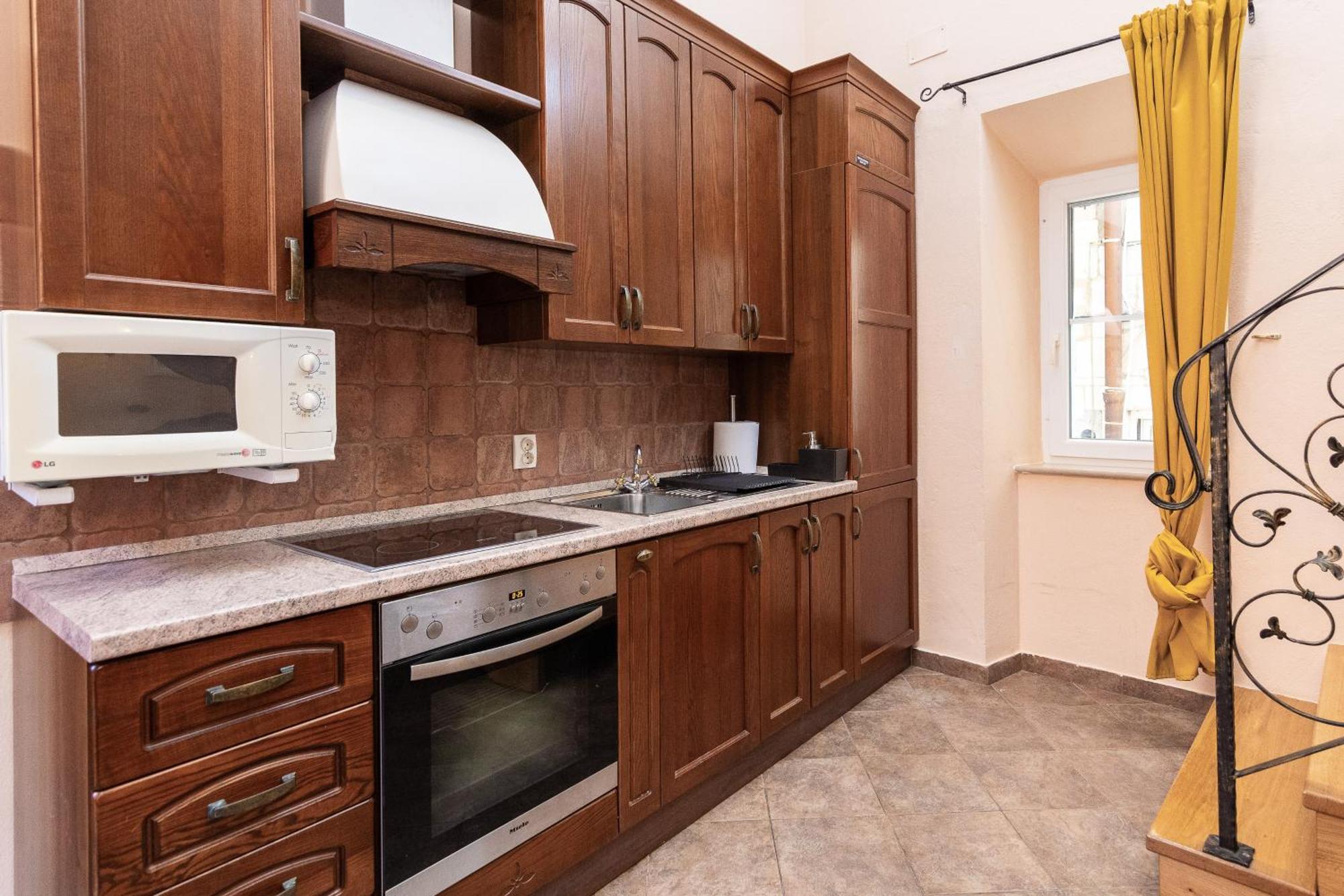 Amoret Apartment