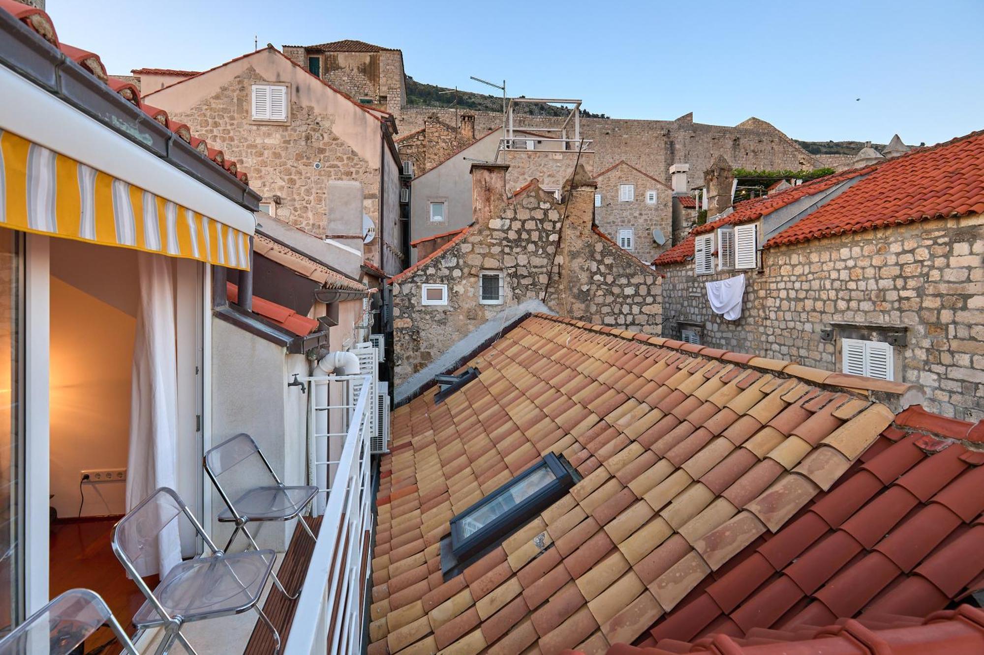 Luxury In The Old Town With Stunning Views *