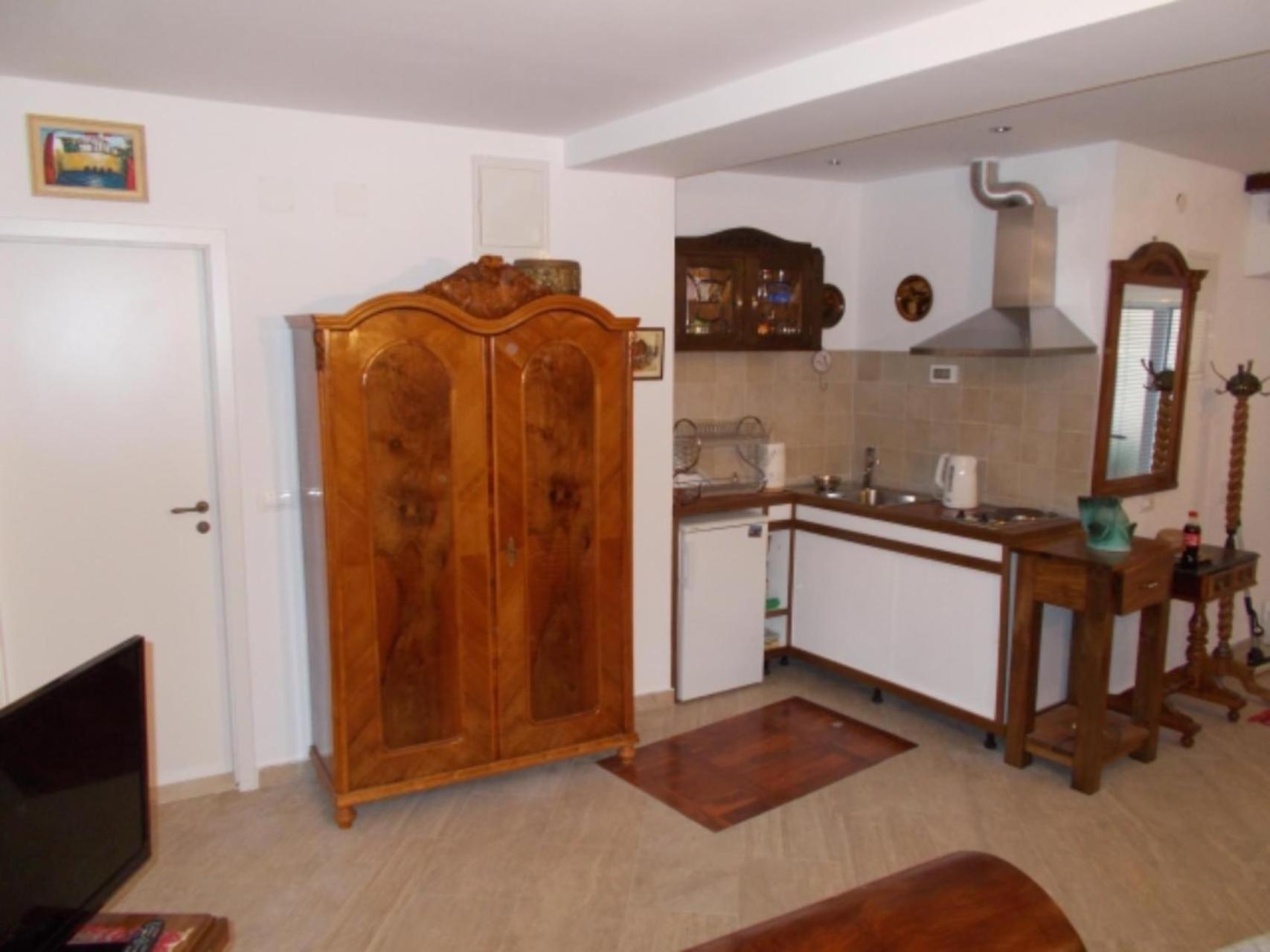 Apartment Kapo