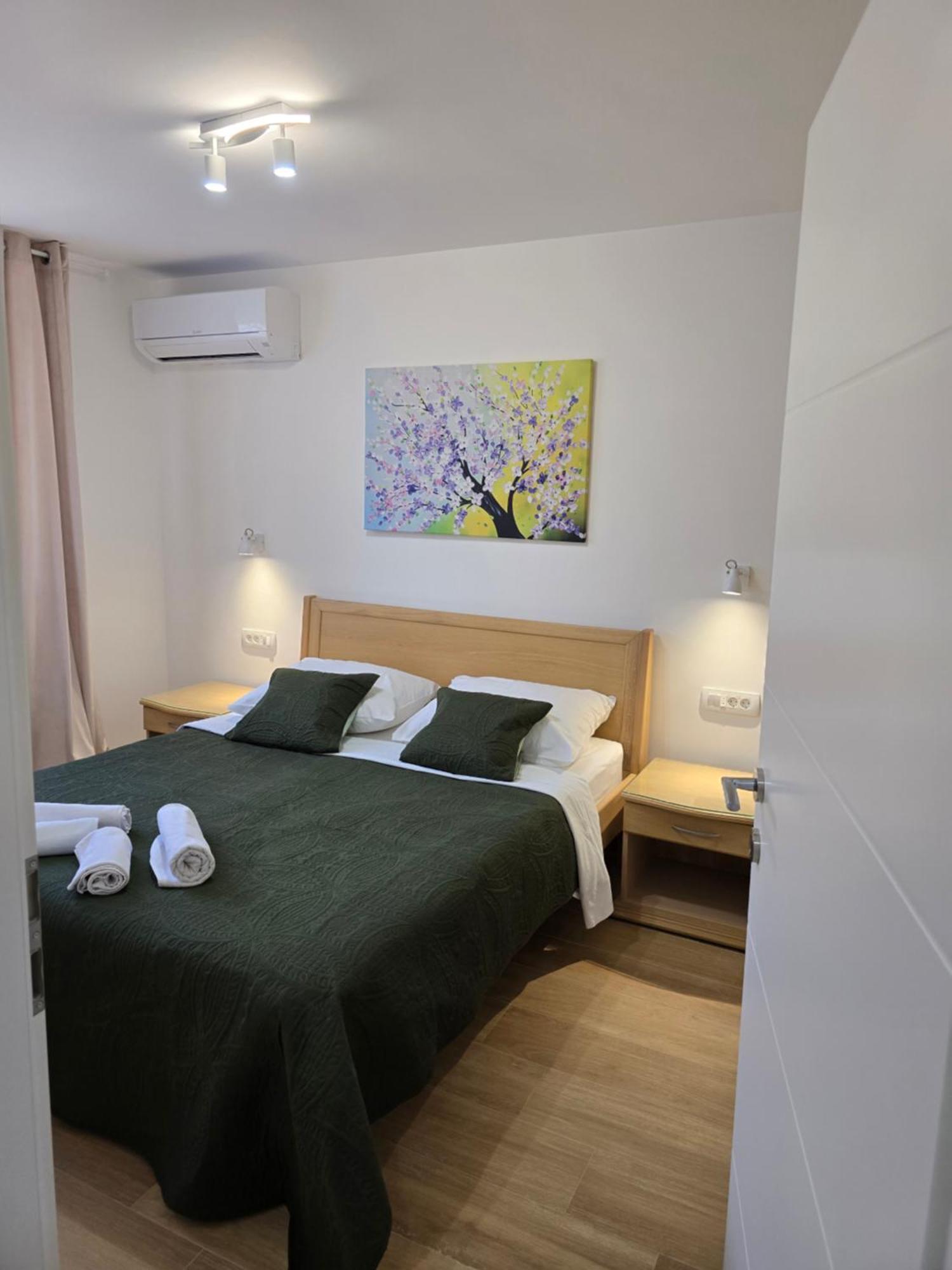 Apartment Dado