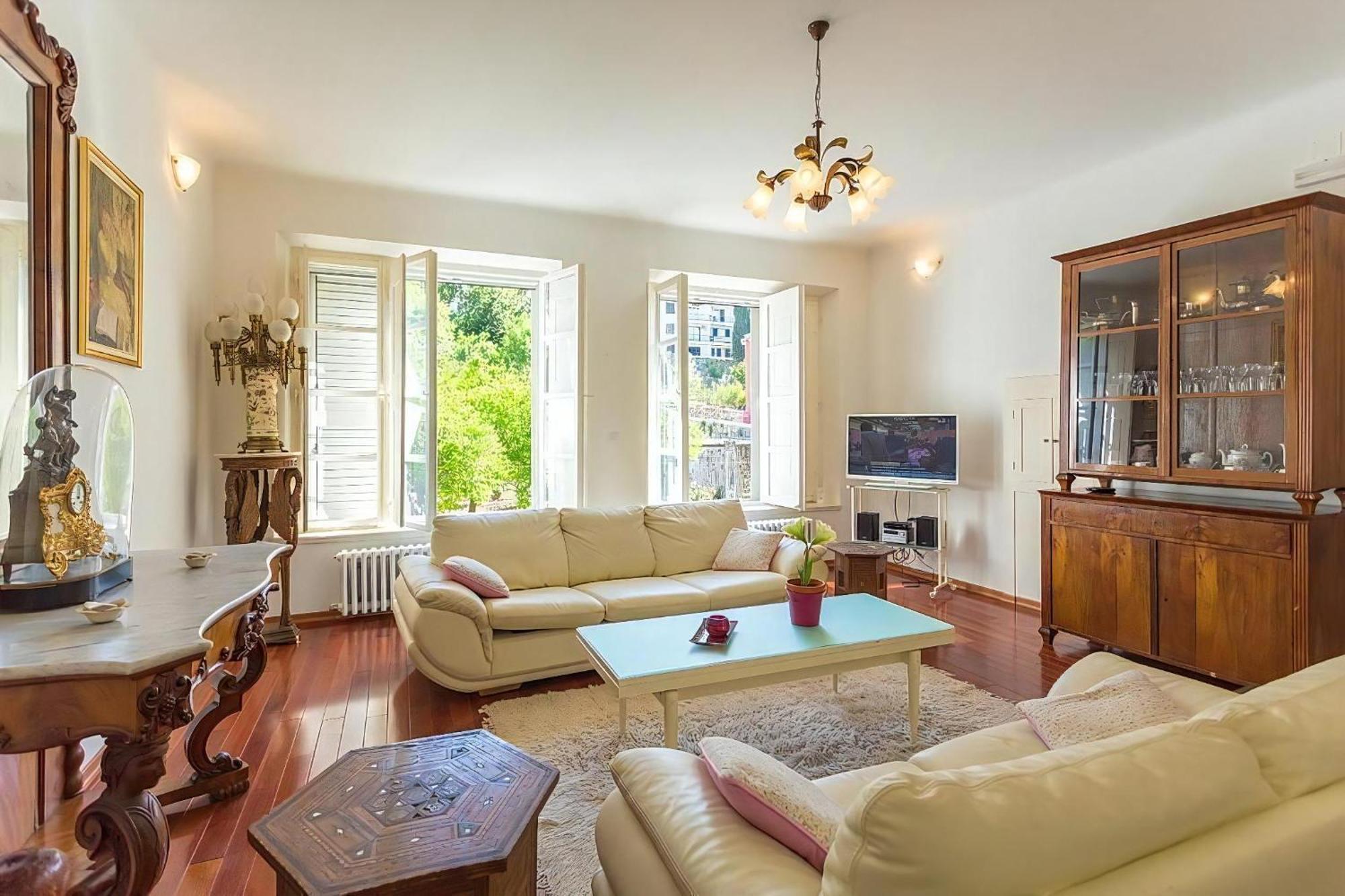 Elegante Marini Dvori Appartement *