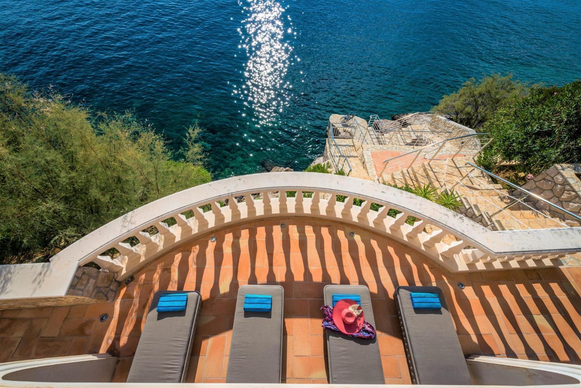 Dazzling Lozica 5 Bedrooms Pasija Steam Private Plateau