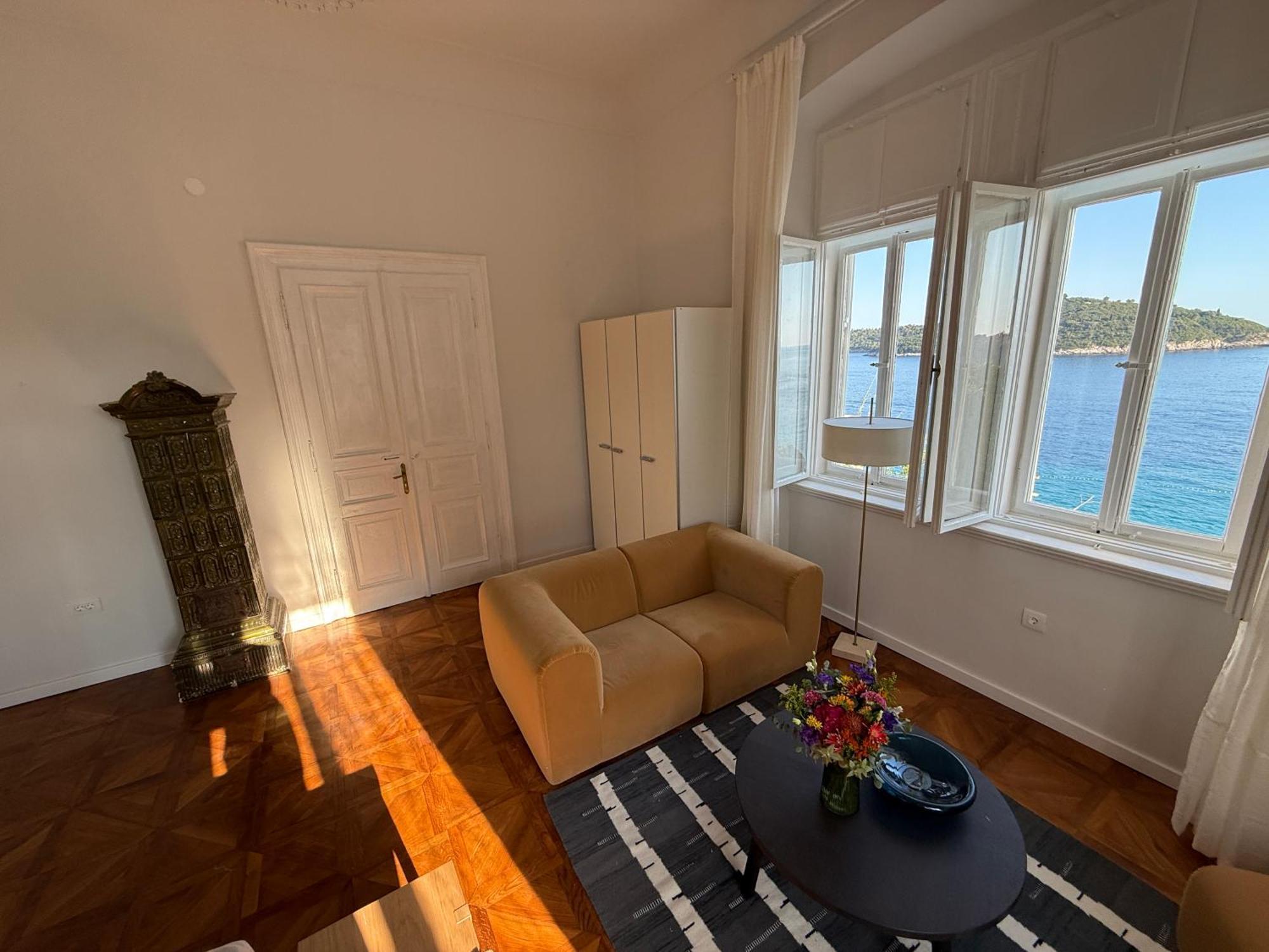 Onyx 4 Apartment