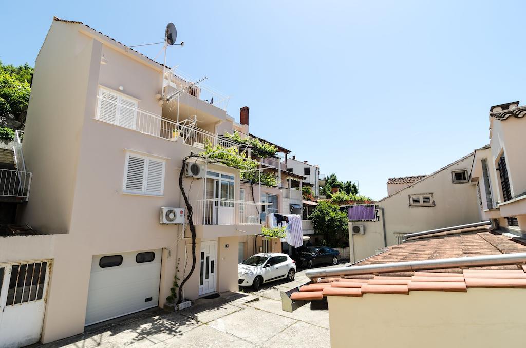 Apartment Vican *