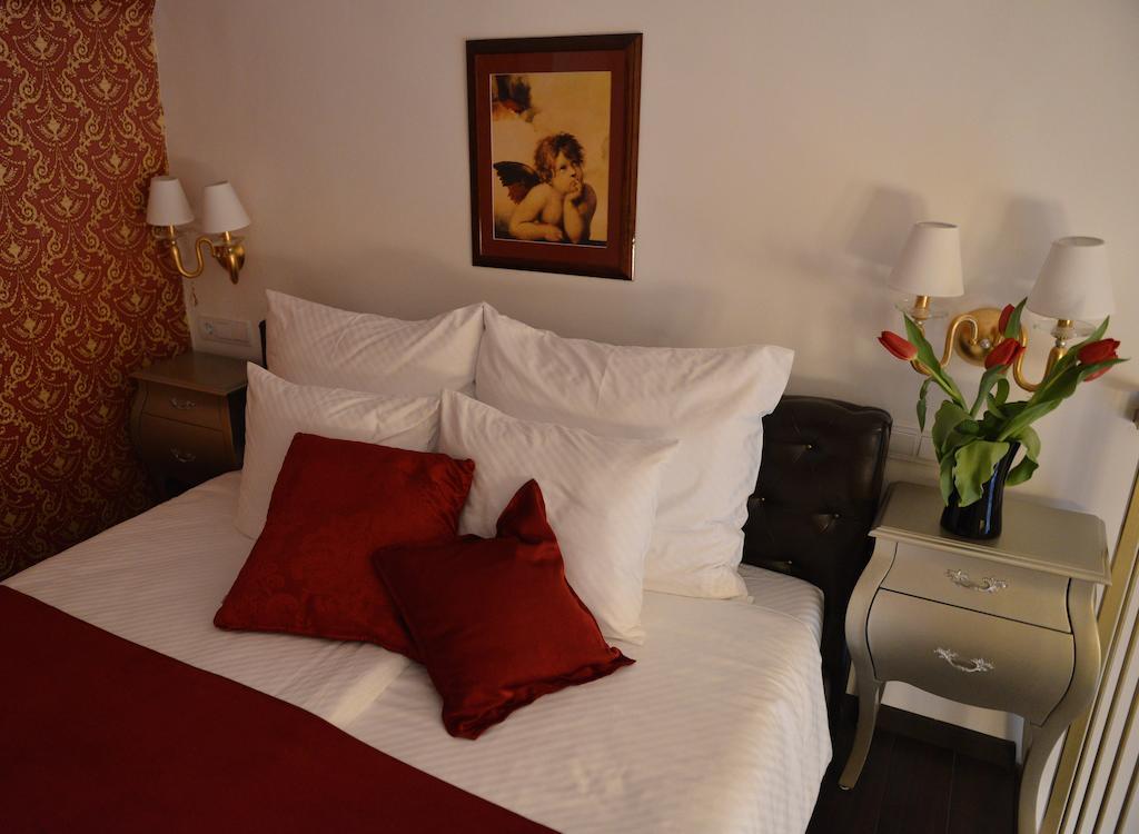 Bed & Breakfast Andio 4*