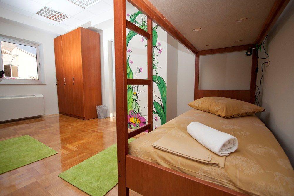 Albergue Cocoon & *