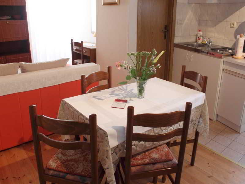 Hotel Vesna 3*