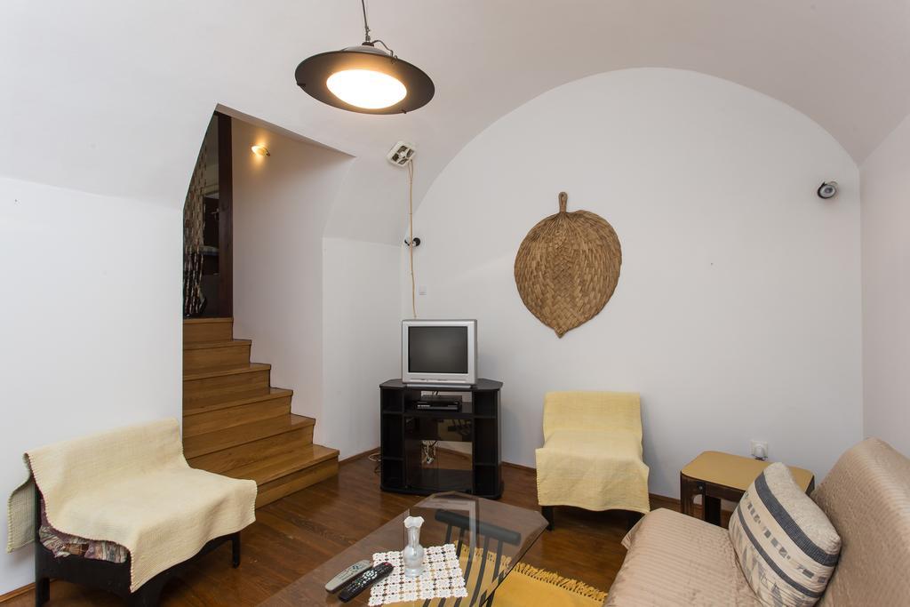 Pejton Apartment